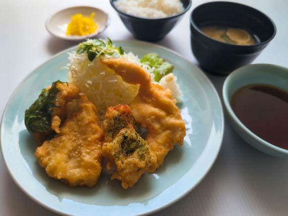 神明鶏の天ぷら定食
